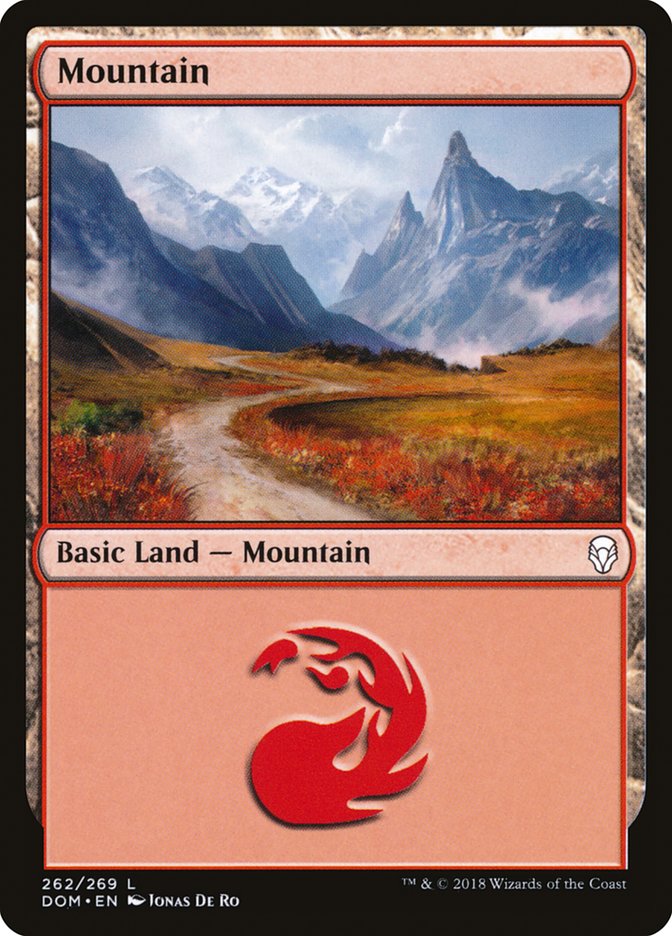 Mountain (262) [Dominaria] Foil
